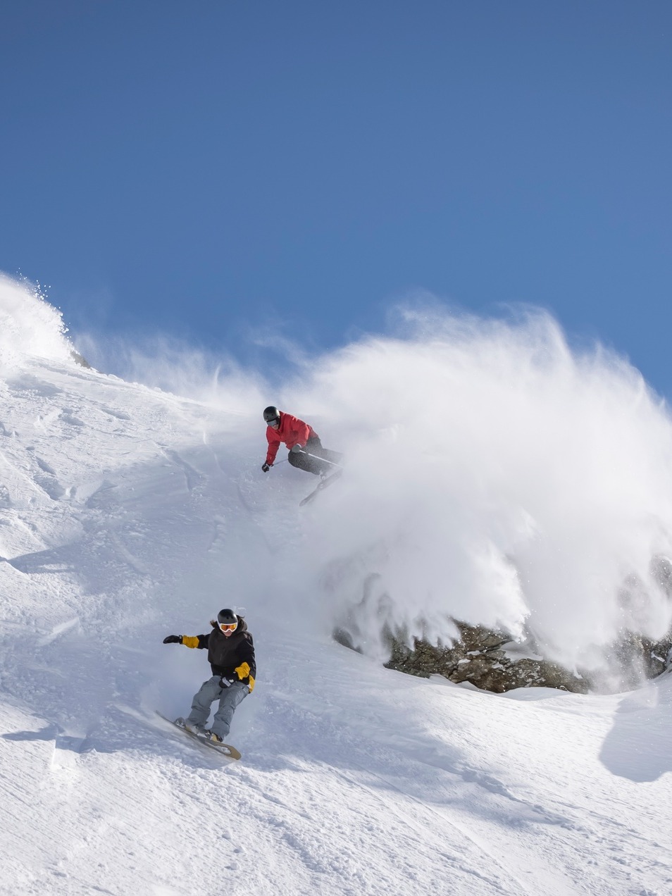 Skiing-The-Remarkables