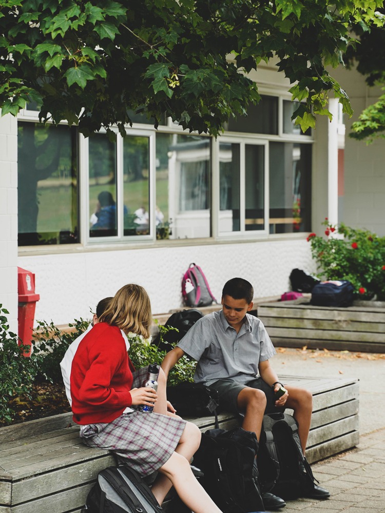Three_Students_Hanging_Out